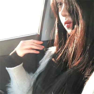 黑珍珠艾曼妞